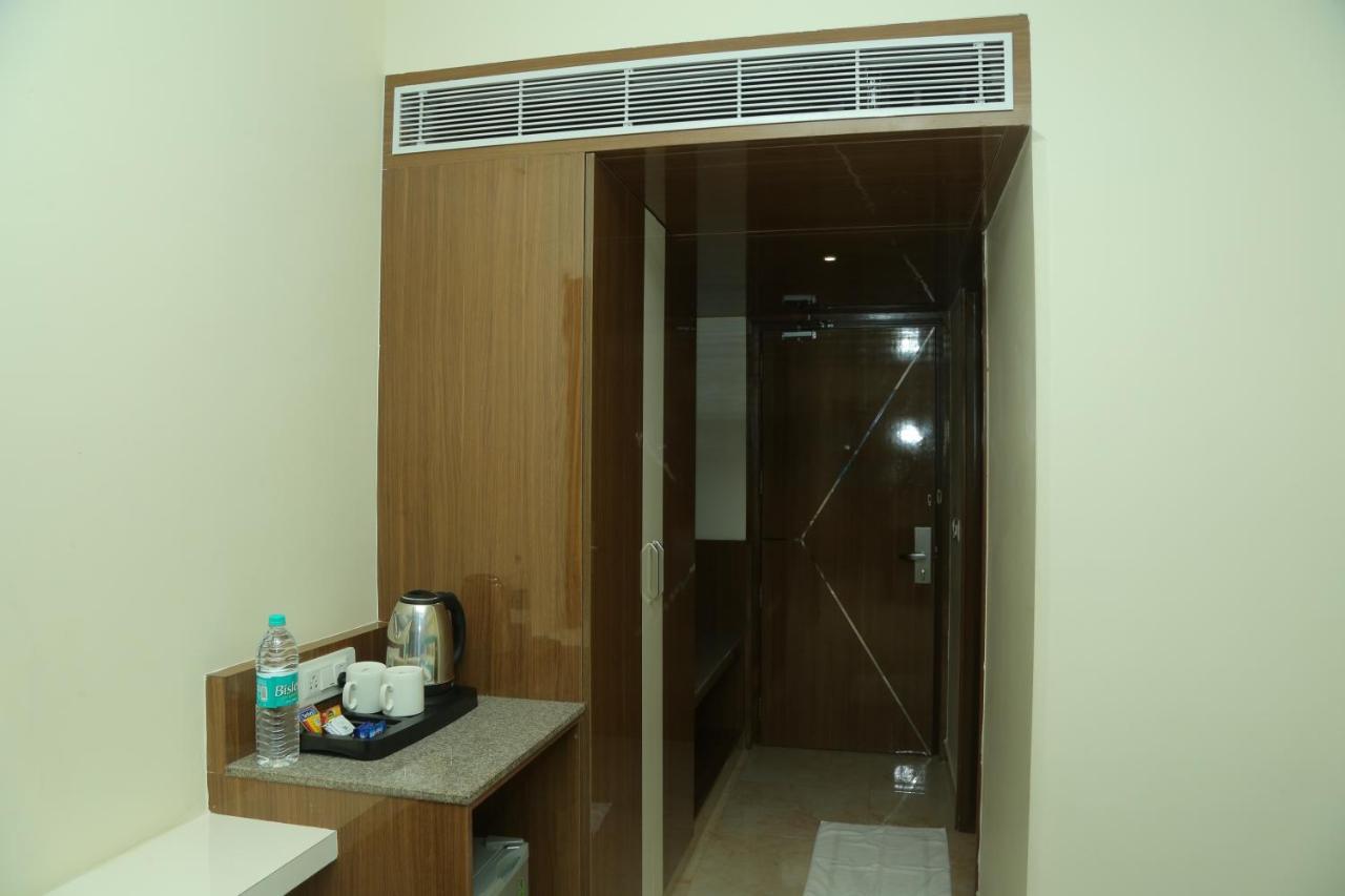 Misty Ocean - A Bergamont Group Of Hotel Kuilapalayam Exterior photo