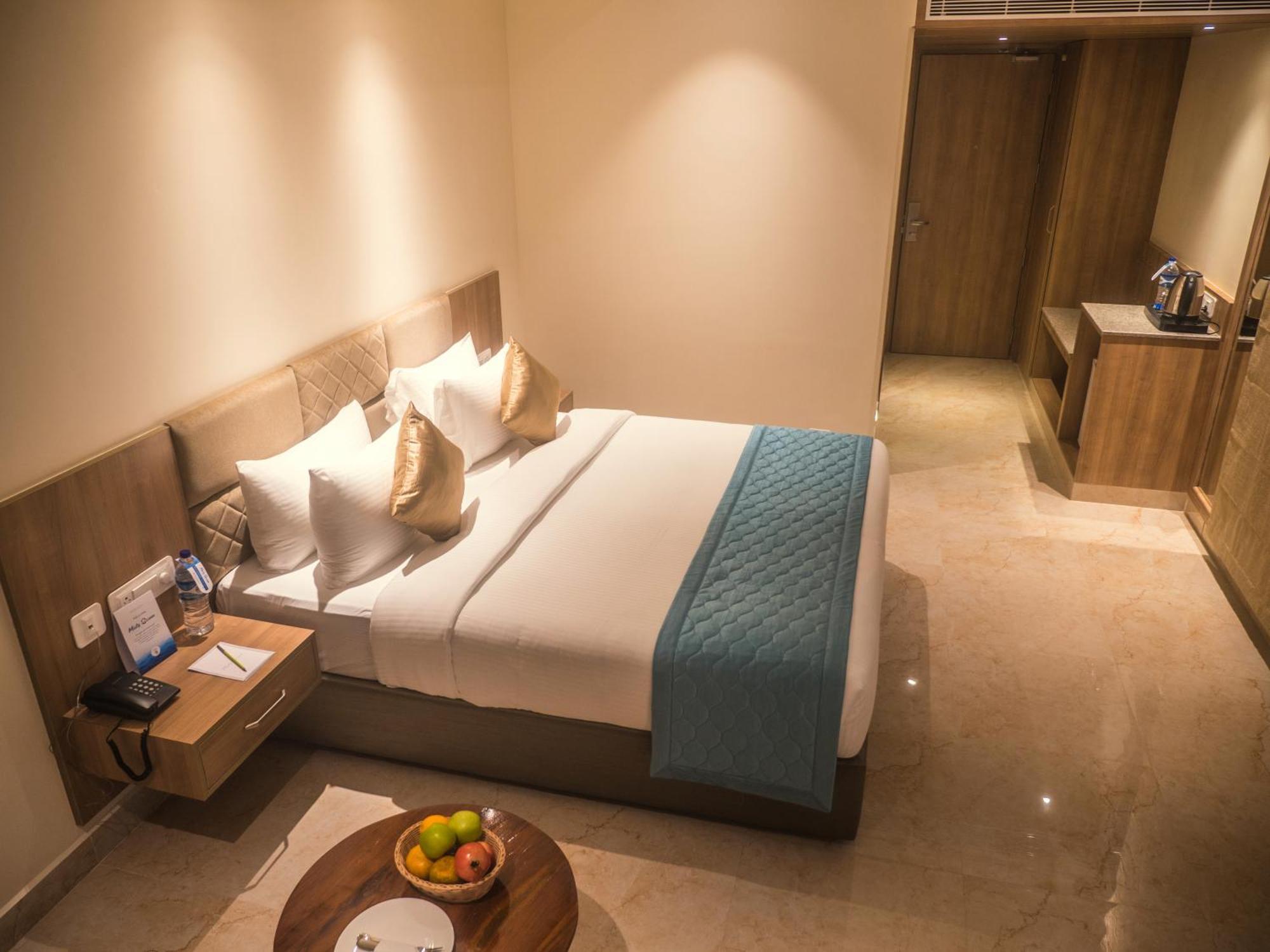 Misty Ocean - A Bergamont Group Of Hotel Kuilapalayam Exterior photo