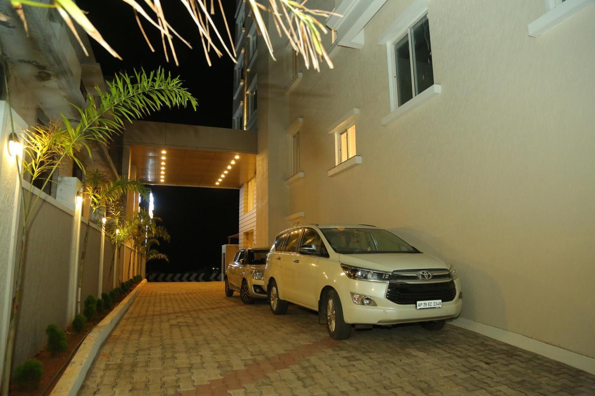 Misty Ocean - A Bergamont Group Of Hotel Kuilapalayam Exterior photo
